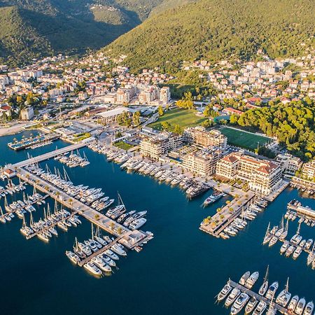 Porto Montenegro Residences تيفات المظهر الخارجي الصورة